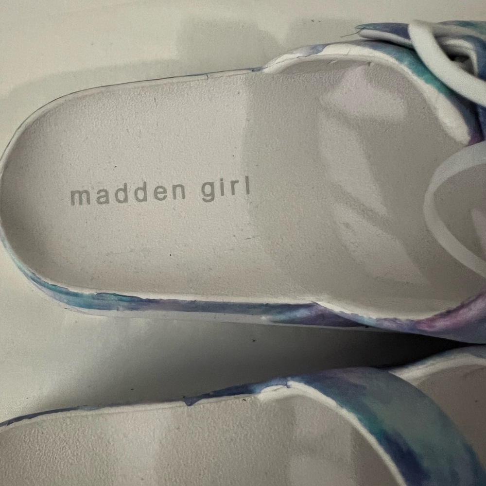 Madden Girl Blue and Purple Watercolor Slide Sandals, Brand New - Picture 5 of 8